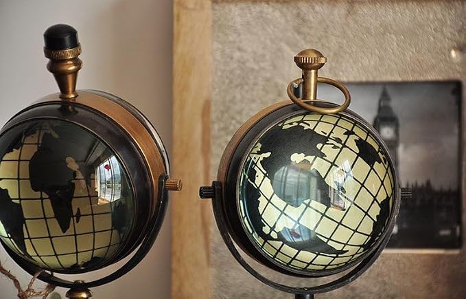 Vintage Brass Table Clock, Antique Style Round Desk Clock with Roman Numeral Dial, Decorative Mantel Clock for Office Desk, Bookshelf, Study, Living Room, Shelf Decor Gift