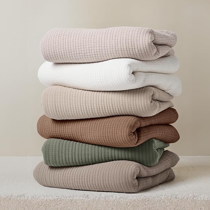 EVERGRACEHOME Cotton Gauze Full Queen Bedspread, Ultra Soft Prewashed Pick Stitch Matelassé Coverlet, Lightweight Textured Oversized Queen Quilt Bedding Set for All Season, w/2 Shams, White