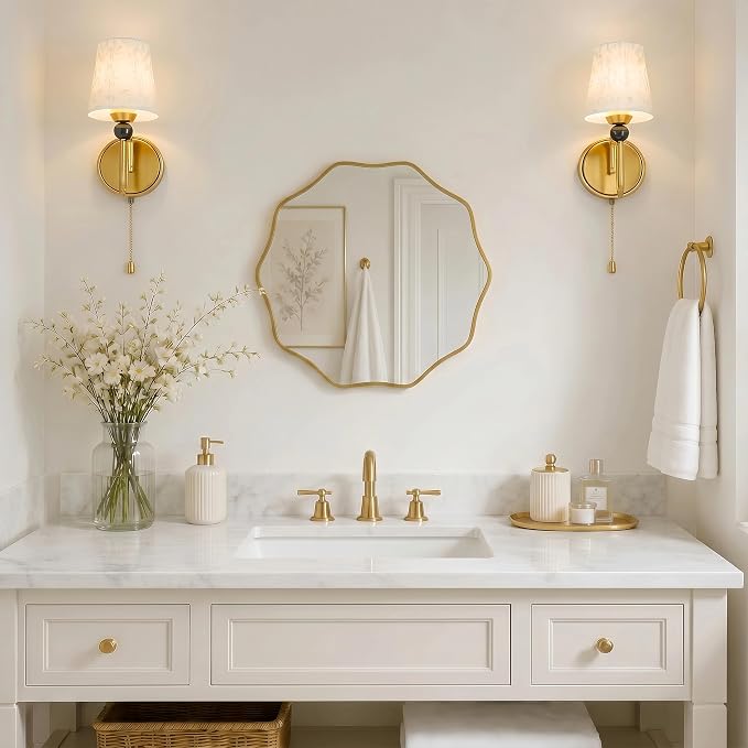 PERFNIQUE Gold Scalloped Mirror, 20'' Round Wall Mirrors Wavy Wood Framed for Bathroom Nursery Bedroom Living Room Entryway, Decorative Modern Wall Decor