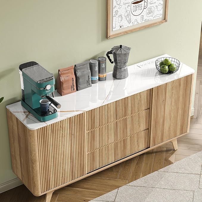 62" W Fluted Buffet Cabinet with Sliding Doors, Modern Sideboard Storage Cabinet with Power Outlet & 3 Drawers, Mid-Century Coffee Bar Table for Living Room, Dinning Room, Natural