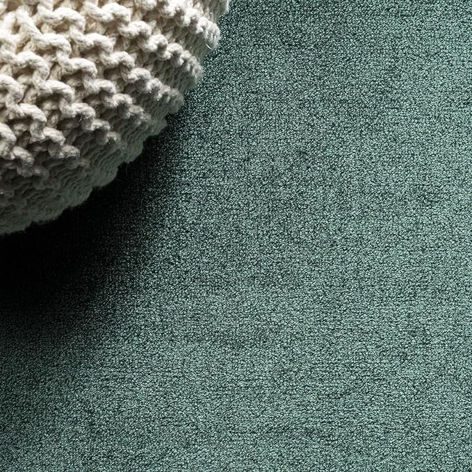 JONATHAN Y Haze Solid Low-Pile Emerald Indoor Area Rug 10x14, Coastal,Bohemian,Minimalist,Classic, Easy-Cleaning for Living Room,Bedroom,Kitchen,Pet Friendly,Non-Shedding (SEU100L-14)