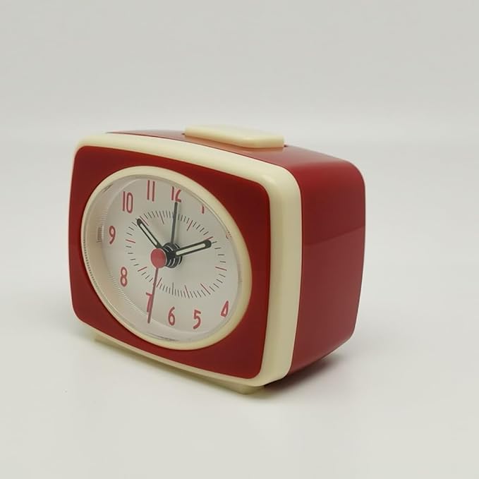 Red Small Alarm Clock Small Silent Quartz Movement Analogue Alarm Clock Vintage Classic Style Battery Powered