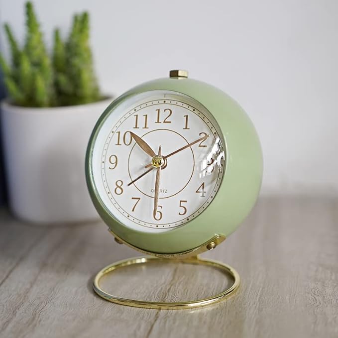 SHISEDECO Small Tableclocks Classic Non-Ticking Tabletop Alarm Clock with Backlight, Battery Operated Astronaut Deskclock with HD Glass for Living Room Bedroom Bedside Indoor Decor (Green)