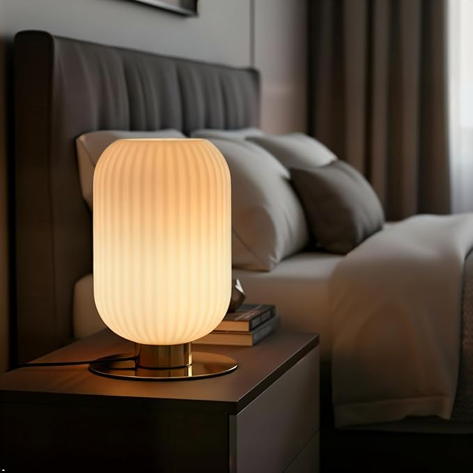 Small Bedside Table Lamp Milk Glass Table Lamp Vintage Gold Nightstand Lamp Mid Century Modern Lamps White Bedside Lamp with Brass Metal Base for Bedroom Living Room Study Office Corner