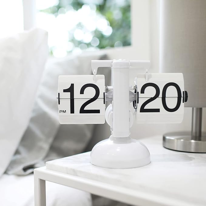 mooas Flip Desk Clock (White), Retro Vintage Design Auto Flip Clock Desk Clock Table Clock Large Number Battery Powered Internal Gear Operated Home Décor Ideal for Home Office School Hotel Café