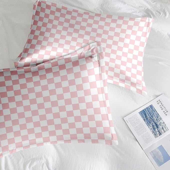 Comforter Set with 2 Pillowcases King Size, Light Pink Checkered Plaid Girly, Bed Decor Retro Cute Gingham Checkerboard Geometric for Kids and Adults, Soft Cozy Bedroom Bedding Set
