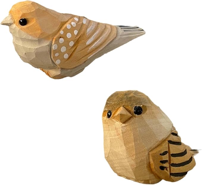 2PCS Small Carved Wooden Birds, Handmade Bird Statue Carved Rustic Animal Bird Sculpture Miniature Art Carve Small Animal for Home Decor.