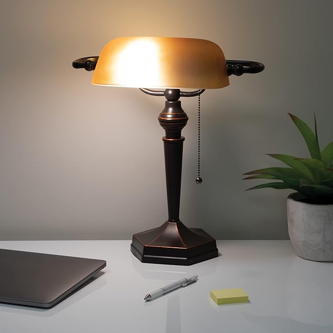 V-LIGHT Traditional Style CFL Banker's Desk Lamp with Amber Glass Shade (CAVS91045BRZ)