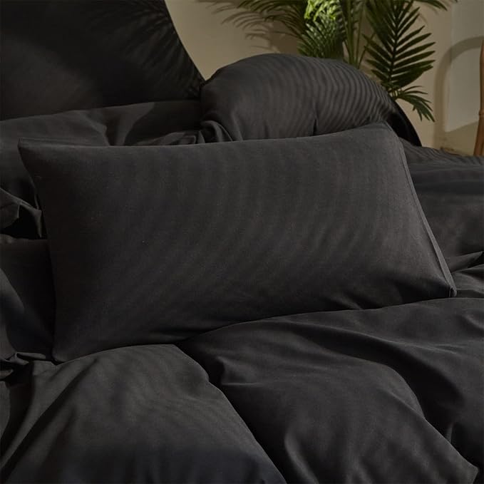 Pureant Black Comforter Full Size Solid Color Bedding Set Women Men Pure Black Quilts Soft Breathable Dark Color Comforter Set 3 Pieces Lightweight Durable Bedding