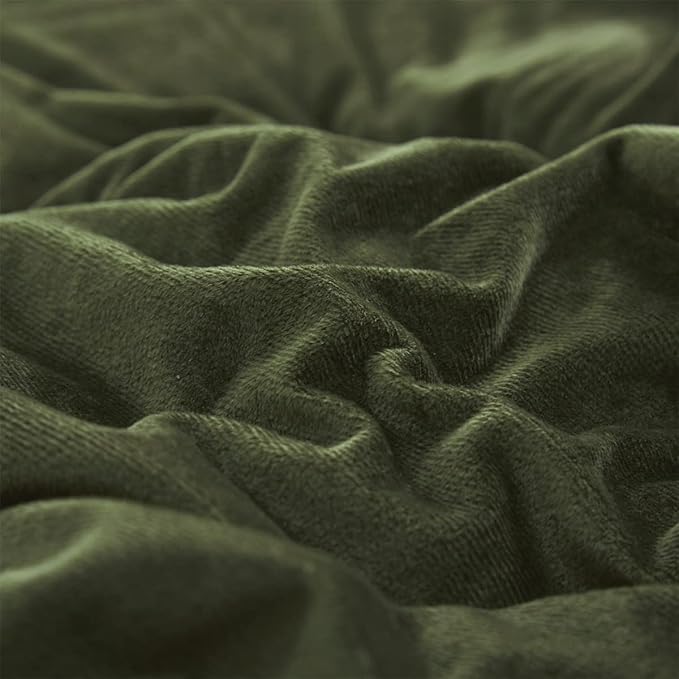 Pureant Army Green Velvet Comforter Twin Solid Dark Green Fluffy Bedding Comforters Women Men Plain Fluffy Olive Green Soft Quilts Cozy Blackish Green Flannel Blankets Puffy Military Hunter Green Bed