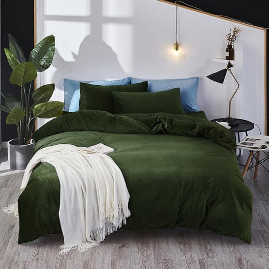 Pureant Army Green Velvet Comforter Full Solid Dark Green Fluffy Bedding Comforters Women Men Plain Fluffy Olive Green Soft Quilts Cozy Blackish Green Flannel Blankets Puffy Military Hunter Green Bed