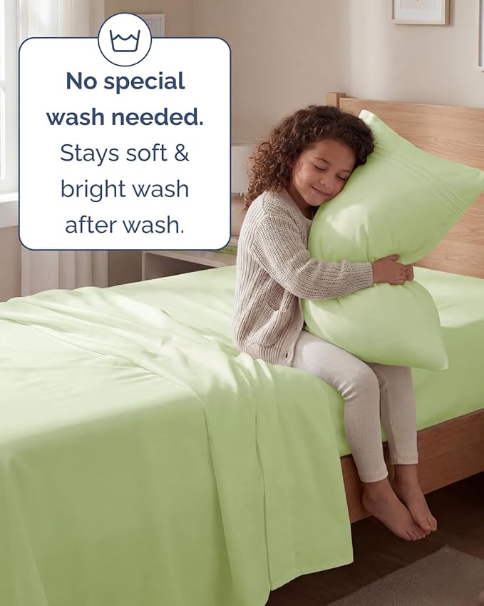 Twin Size 3 Piece Sheet Set - Comfy Breathable & Cooling Sheets - Hotel Luxury Bed Sheets for Women & Men - Deep Pockets, Easy-Fit, Soft & Wrinkle Free Sheets - Light Sage Green Oeko-Tex Bed Sheet Set