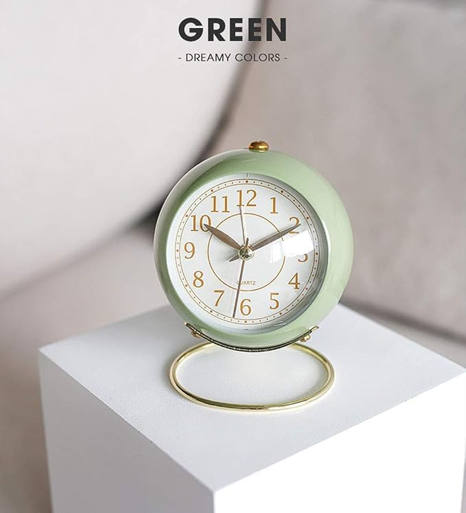 SHISEDECO Small Tableclocks Classic Non-Ticking Tabletop Alarm Clock with Backlight, Battery Operated Astronaut Deskclock with HD Glass for Living Room Bedroom Bedside Indoor Decor (Green)