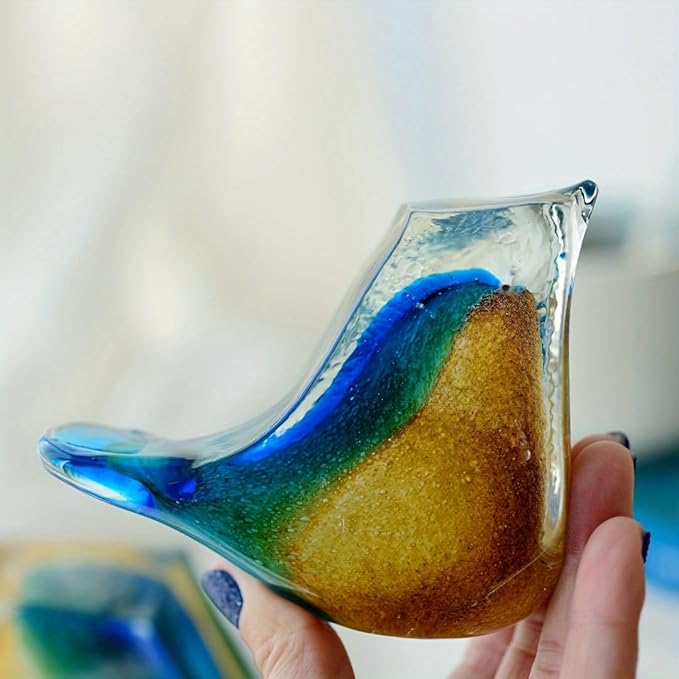Glass Bird Decor Crystal Bird Sculpture Nature-Themed Home Accents Figurines Ornament Modern Art Living Room Shelves Tabletops