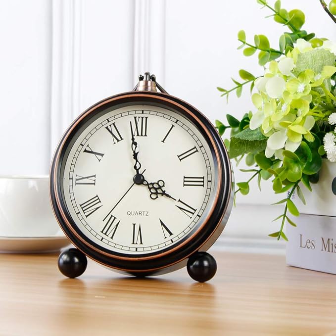 Retro Metal Table Clock Battery Operated Non-Ticking Silent Quartz Table Desk Small Alarm Clock Desk Clock for Kids Bedroom Living Room (Roman-550-15)