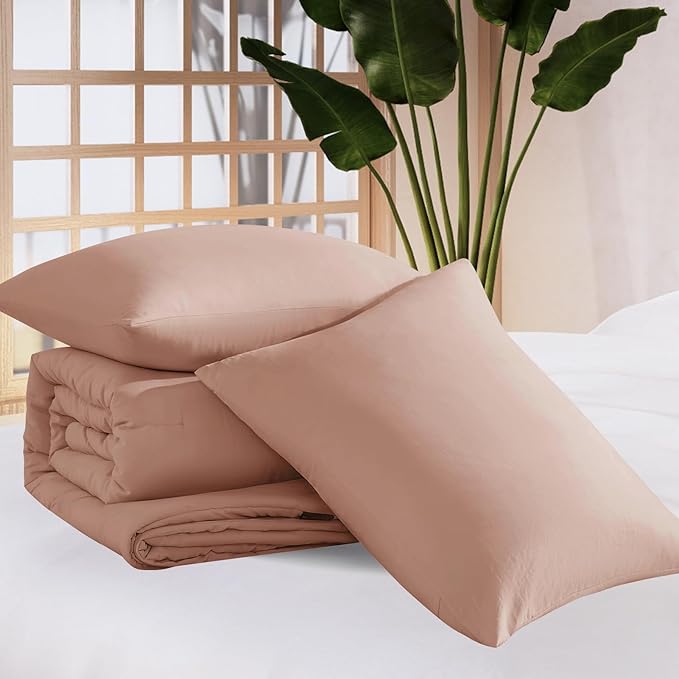 WRENSONGE King Size Comforter Set - 3 Pieces Dusty Pink Comforter Prewashed Soft Lightweight for All Seasons,Fluffy Down Alternative Comforter King Size with 2 Pillow Shams
