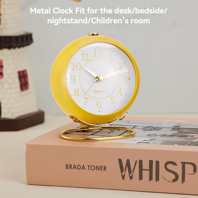 rjuwurv Metal Desk Alarm Clock, Retro Bedroom Table Vintage Analog Silent Non-Ticking Gold Alarm Clock, Bedside Decor(Mango Yellow)