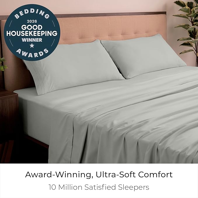 Mellanni California King Sheets Set - 4 PC Iconic Collection Bedding - Hotel Luxury, Extra Soft, Cooling Bed Sheets - Wrinkle, Fade, Stain Resistant (Cal King, Spa Mint)