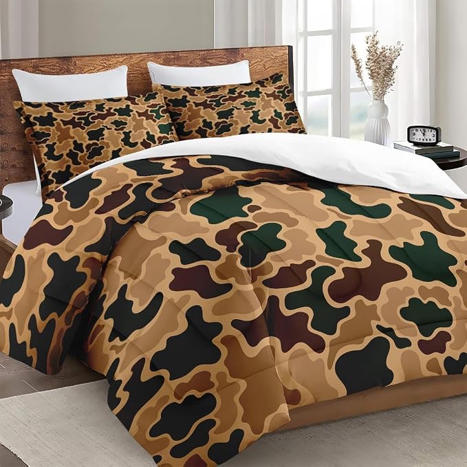 Comforter Set with 2 Pillowcases Full Size, Brown Camouflage Camo Hunting Hunter, Bed Decor Wood Green Desert Army Military for Kids and Adults, Soft Cozy Bedroom Bedding Set