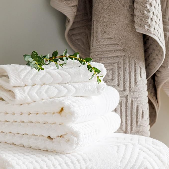 Texere 100% Organic Cotton Diamond Jacquard 700 GSM Luxury Bath Towel Sets - Ultra Soft and Absorbent Hotel and Spa Quality (Diamond, Oxford Tan, 2 Hand & 2 Face Towels)