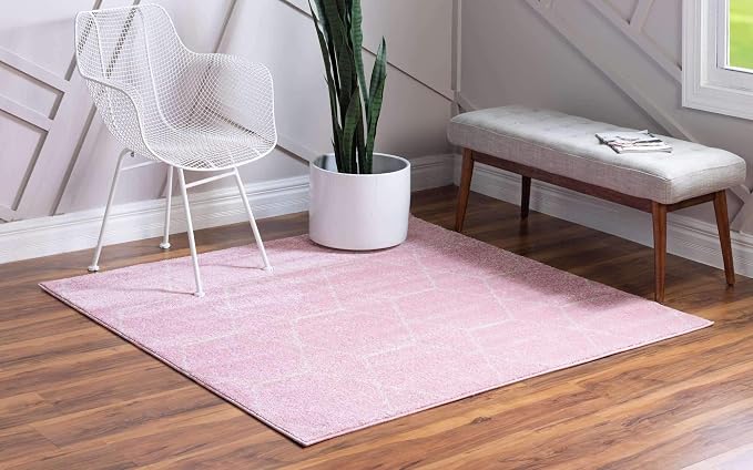 Unique Loom Trellis Frieze Collection Area Rug - Geometric (5' Square, Light Pink/ Ivory)