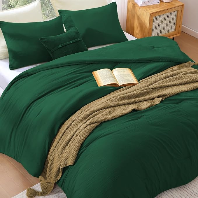 WRENSONGE King Size Comforter Set - 3 Pieces Emerald Green Comforter Prewashed Soft Lightweight for All Seasons,Fluffy Down Alternative Comforter King Size with 2 Pillow Shams