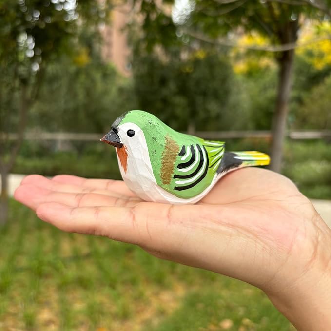 H&Zebrabro Hand Carved Bird Figurines, Hand-Painted Sculpted Wooden Birds, Wood Bird Sculptures for Home Decoration, Hand Crafted Life Like Bird Statues, Ideal Gifts for Bird Lovers (Jamaican Tody)