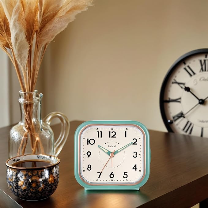 Tinload 4.3" Vintage Retro Analog Alarm Clock, Super Silent Non Ticking Clock with Manual Light, Snooze, Battery Operated, Simply Design, for Living Room, Bedroom, Bedside, Desk(Green)