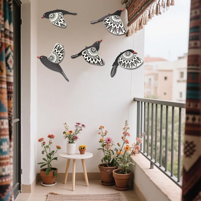 EMINGSKY 5 Pcs Wooden Bird Wall Art Wood Flying Birds Wall Decor Boho Rustic Folk Art Home Decor for Gift Living Room Bedroom Kitchen Office(Black)