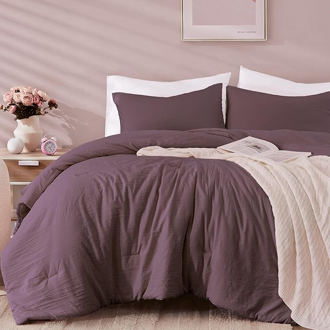 WRENSONGE King Size Comforter Set - 3 Pieces Deep Purple Comforter Prewashed Soft Lightweight for All Seasons,Fluffy Down Alternative Comforter King Size with 2 Pillow Shams