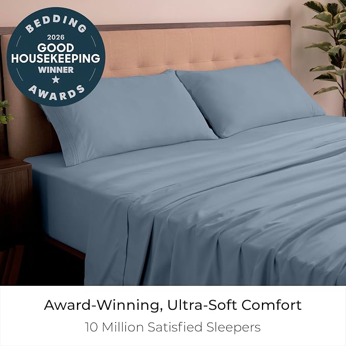 Mellanni California King Sheets Set - 4 PC Iconic Collection Bedding - Hotel Luxury, Extra Soft, Cooling Bed Sheets - Wrinkle, Fade, Stain Resistant (Cal King, Blue Hydrangea)