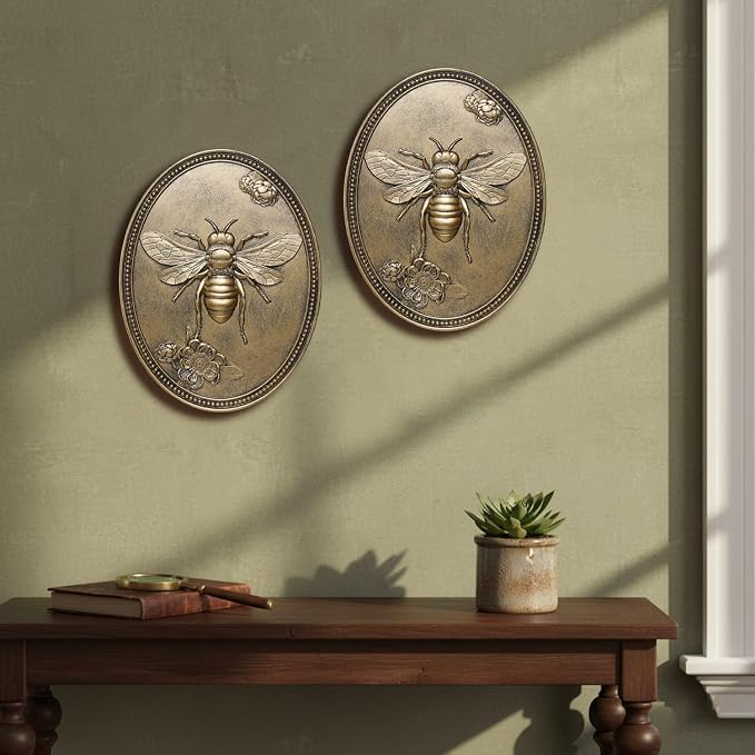 Newinhome Vintage Bee Wall Sculpture, Antique Wall Decor, Hanging Decoration with Embossed Bee Design, Vintage Decoration for Living Room, Bedroom and Hallway, Housewarming Gift