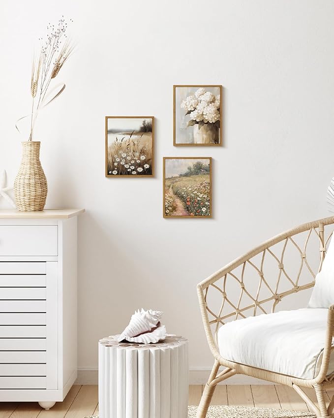 ARPEOTCY Vintage Framed Canvas Wall Art, Retro White Hydrangeas Painting Pictures Decor, Vintage Farmhouse Floral Canvas Wall Art for Living Room, Bathroom, Bedroom Aesthetic(8 x 10 Inch)