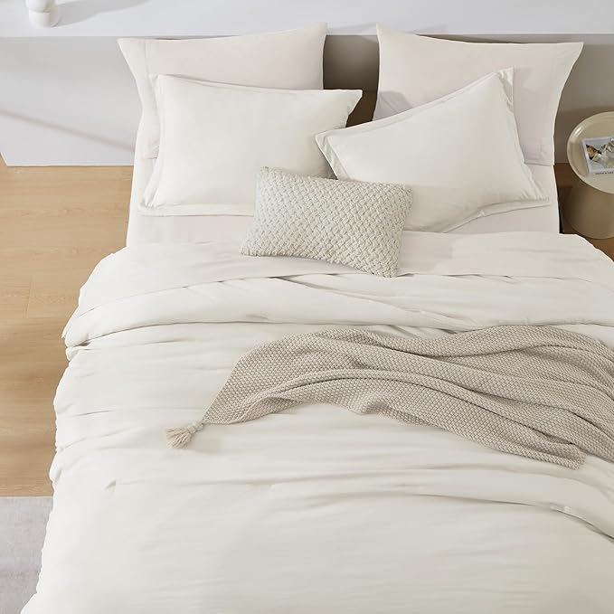 WRENSONGE Full Size Comforter Set- 7 Pieces White Bed in a Bag Full Size Comforter with Fitted Sheet, Flat Sheet, 2 Pillow Shams, 2 Pillowcases, Warm Bedding Sets for All Season