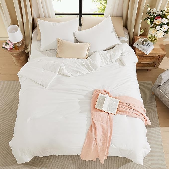 WRENSONGE King Size Comforter Set - 3 Pieces Prewashed White Comforter Soft Lightweight Bedding for All Seasons,Fluffy Down Alternative Comforter King Size with 2 Pillow Shams