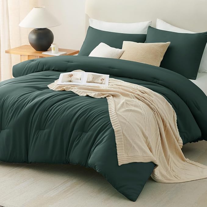 CozyLux Oversized King Comforter Set Forest Green, 3 Pieces 120"x98" Lightweight Down Alternative Quilted Bedding Sets, All Season Breathable Solid Comforter with 2 Pillowcases, Bed Set Gift for Home