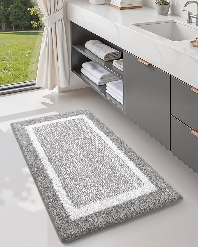 Color&Geometry Simple and Stylish Large Bath Mats for Bathroom Non Slip, 20"x32" Light Grey Bathroom Rugs, Absorbent, Soft, Washable, Microfiber Shower Mat
