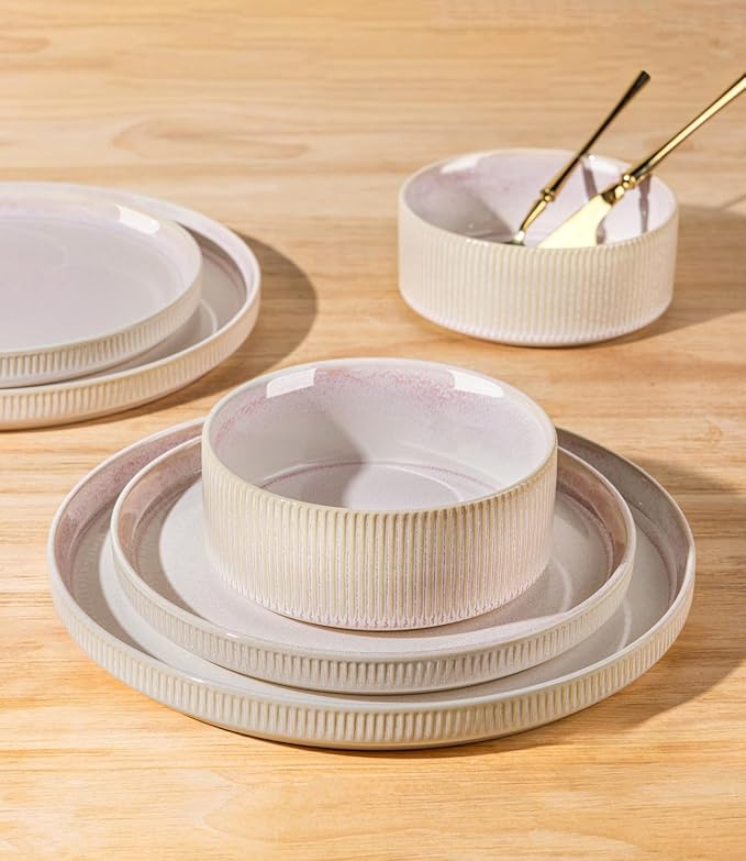 TheTerra Ceramic Dinnerware Sets for 6, 18 Pieces Porcelain Lightweight Speckled Plates and Bowls Sets, Scratch Resistant Dish Set, Oven & Microwave & Dishwasher Safe, Blush