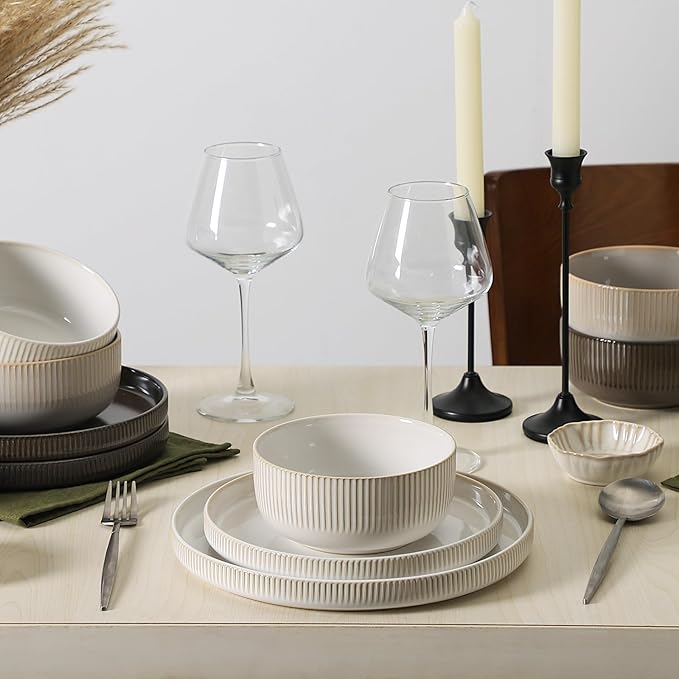 Frewinky Stoneware Dinnerware Sets for 4,12 Piece Kitchen Plates and Bowls Set,Reactive Glaze Porcelain Dinnerware Sets Scratch Resistant,Dishwasher and Microwave Safe,Vintage White