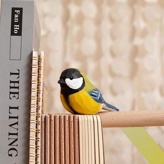 Handcrafted Wooden Eurasian Great Tit Bird Figurine, Hand-Carved Bird Statue, Decorative Bird Sculpture for Home Décor, Collectible Display Accent