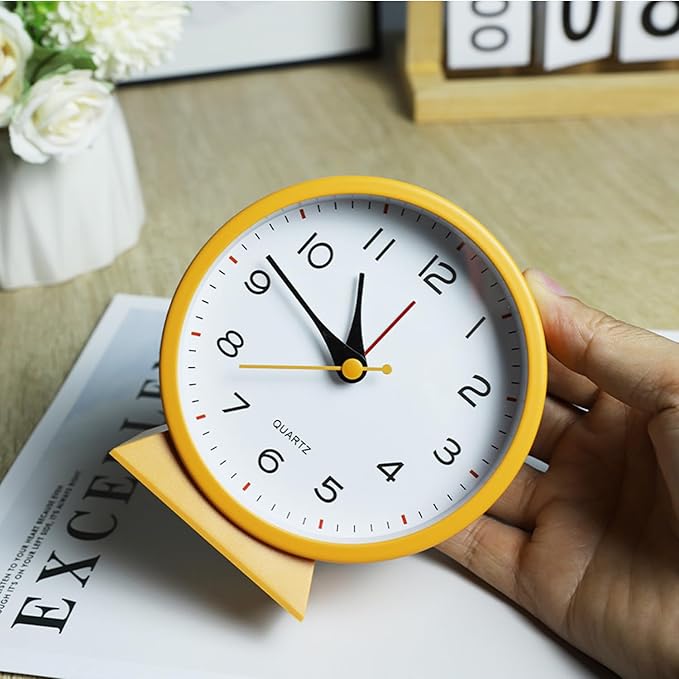 SHISEDECO 4.5" Battery Operated Antique Retro Analog Alarm Clock, Small Silent Bedside Deskclock with Light Function, Non-Ticking Tableclock Decor for Living Room, Bedroom, Bedside, Shelf (Orange)