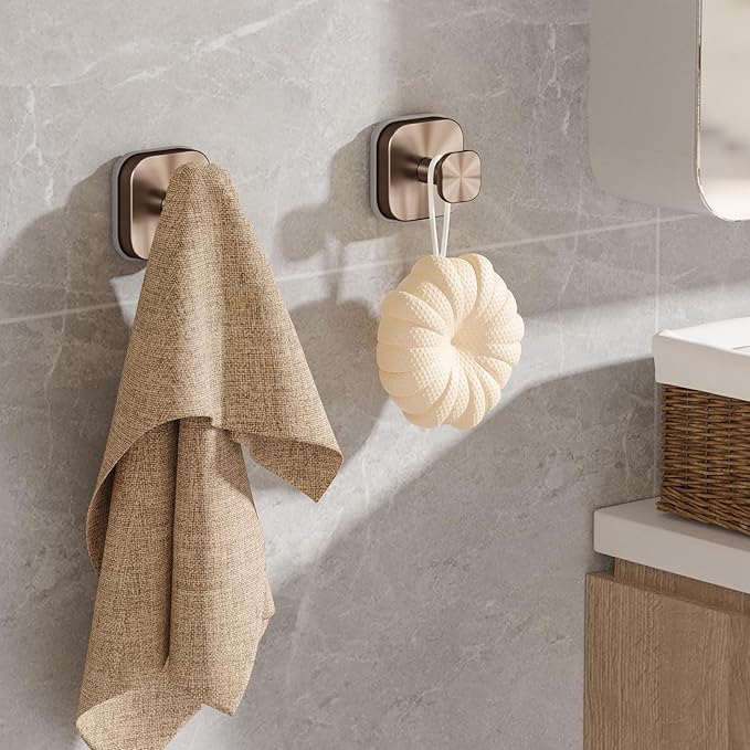 Suction Cup Hooks for Shower,Heavy Duty Shower Hooks for Bathroom Wall,Glass Windows,Smooth Doors to Hang Towels,Robes,Reusable Suction Cup Wreath Hanger for Christmas Wreaths-Champagne Bronze(2 Pack)