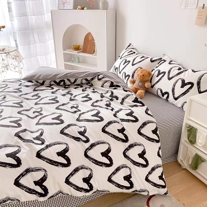 Pureant Love Comforter Set California King Black and White Comforter Cotton Boho Black Quilts Cal King Women Men Heart Shaped Comforters Boys Teens Kawaii Comforter Cute Soft White Bedding Love Heart