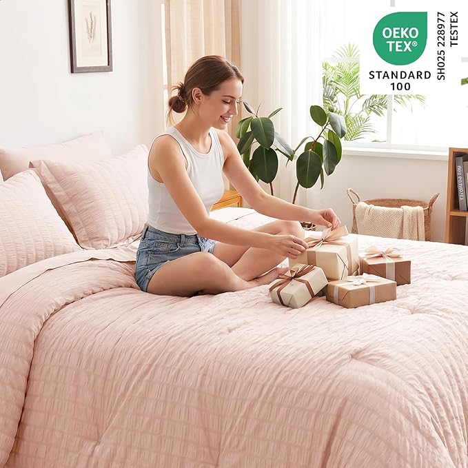 CozyLux Twin XL Comforter Set for College Dorm, 5 Pieces Blush Pink Seersucker Twin Extra Long Bed in a Bag, Down Alternative Bedding Set with Comforter, Sheets, Pillowcase & Sham, Back to School Gift