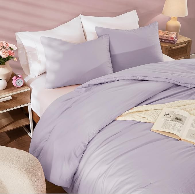 WRENSONGE Queen Comforter Set - 3 Pieces Prewashed Lilac Comforter Soft Lightweight for All Seasons,Down Alternative Comforters Queen Size with 2 Pillow Shams