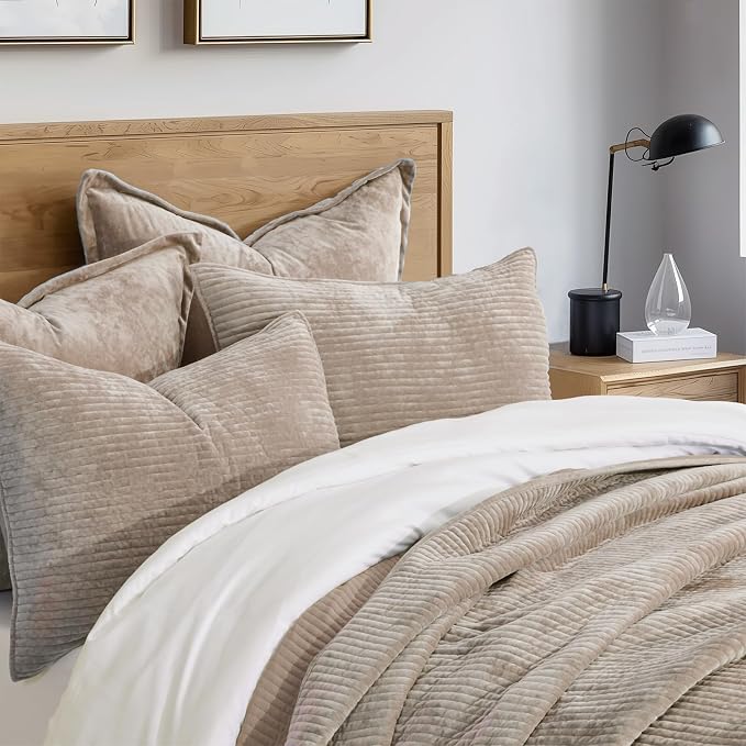 EverGrace Velvet Quilt Set California King 118'' x 106'', Luxurious Soft Bedding Sets, Lightweight Velvet Comforter for All Season, Striped Oversized Bedspread Coverlet w/ 2 Shams, Urban Taupe