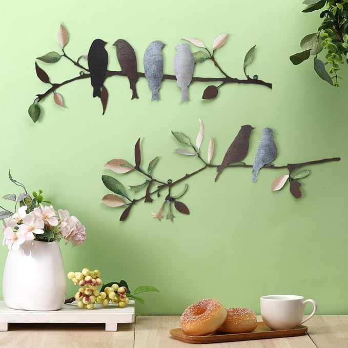 Demissle 2 Pcs Metal Birds Wall Art Decor Vivid Birds on Branch with Leaves Rustic Wall Decor Waterproof Metal Sculpture Hanging Sign for Home Balcony Garden Indoor Outdoor(Retro Colors)