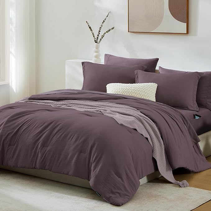 WRENSONGE King Comforter Set, 7 Pieces Artic Plum Soft Bed in a Bag King with Fitted Sheet, Flat Sheet, 2 Pillow Shams, and 2 Pillowcases- Warm Bedding Set for All Season
