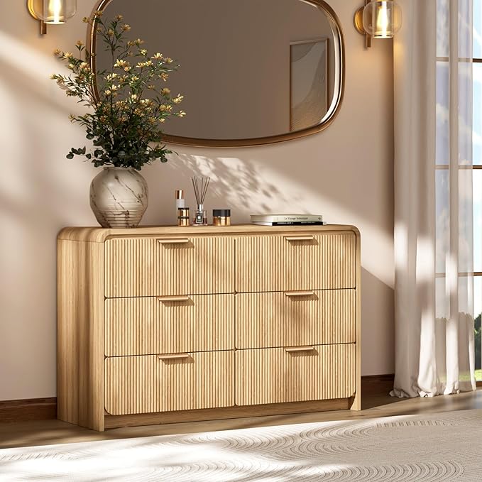 Fluted 6 Drawer Dresser, 47” Wide Wooden Storage Chest with Rounded Curved Corners and Gold Handles, Natural Oak Wood Dresser for Bedroom, Living Room, Hallway