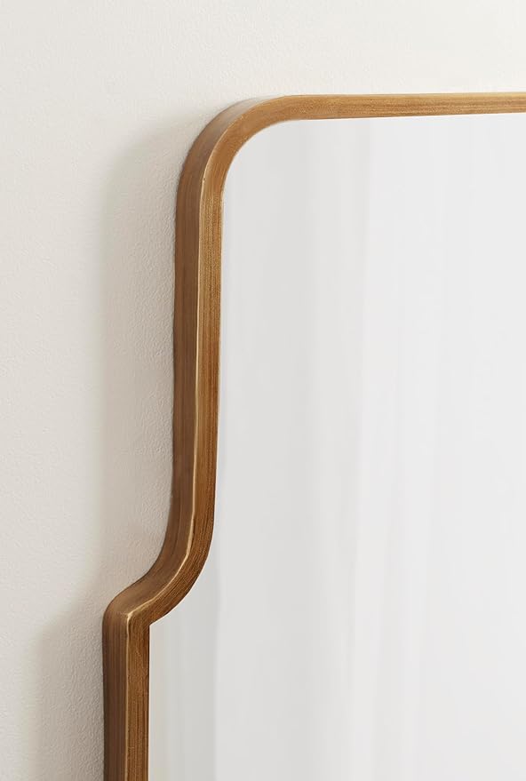 Kate and Laurel Gezella Scallop Arched Wall Mirror